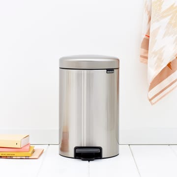 New Icon pedalbøtte 12 liter - matt steel fingerprint proof - Brabantia