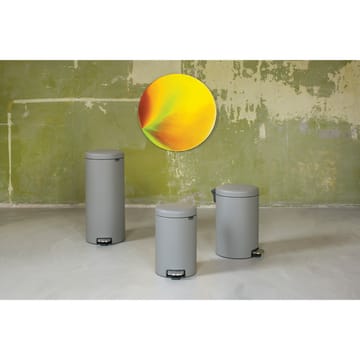 New Icon pedalbøtte 12 liter - Mineral concrete grey - Brabantia