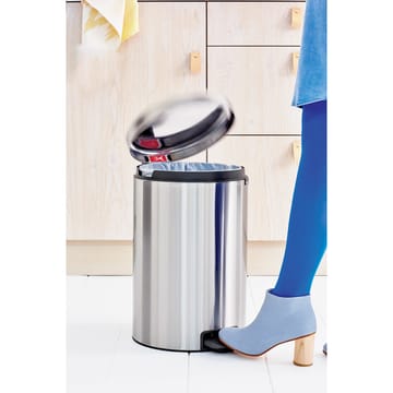 New Icon pedalbøtte 20 liter - Matt steel fingerprint proof - Brabantia