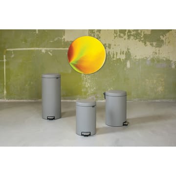 New Icon pedalbøtte 20 liter - Mineral concrete grey - Brabantia