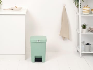 StepUp pedalbøtte 25 l - Jade green - Brabantia