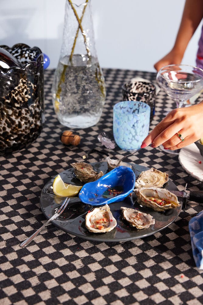 Oyster serveringsskål, Blå-amber-rosa-grønn Byon