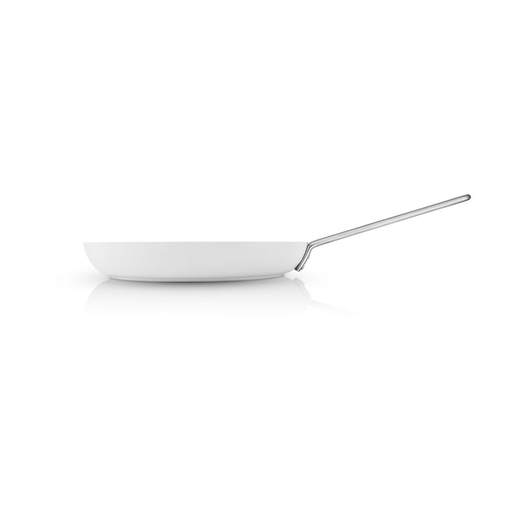 Eva Trio White Line Slip-Let keramisk stekepanne, 28 cm Eva Solo