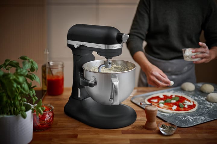 Artisan kjøkkenmaskin med løftearm 5,6 L, Black matte KitchenAid