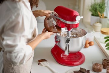 Artisan kjøkkenmaskin med løftearm 5,6 L - Empire red - KitchenAid