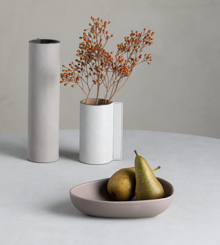 Curve Stoneware dyp tallerken 19x22 cm, Warm grey LIND DNA