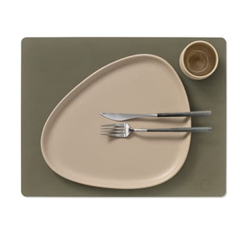 Square Nupo bordbrikke 35x45 cm - Army green - LIND DNA