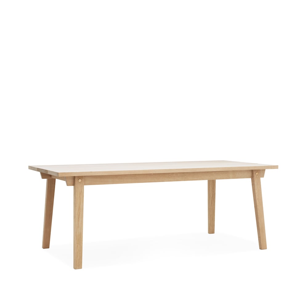 Normann Copenhagen Slice spisebord eik såpet 3-delt plate