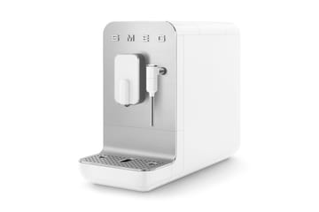 Smeg helautomatisk kaffemaskin med melkeskummer - Hvit - Smeg