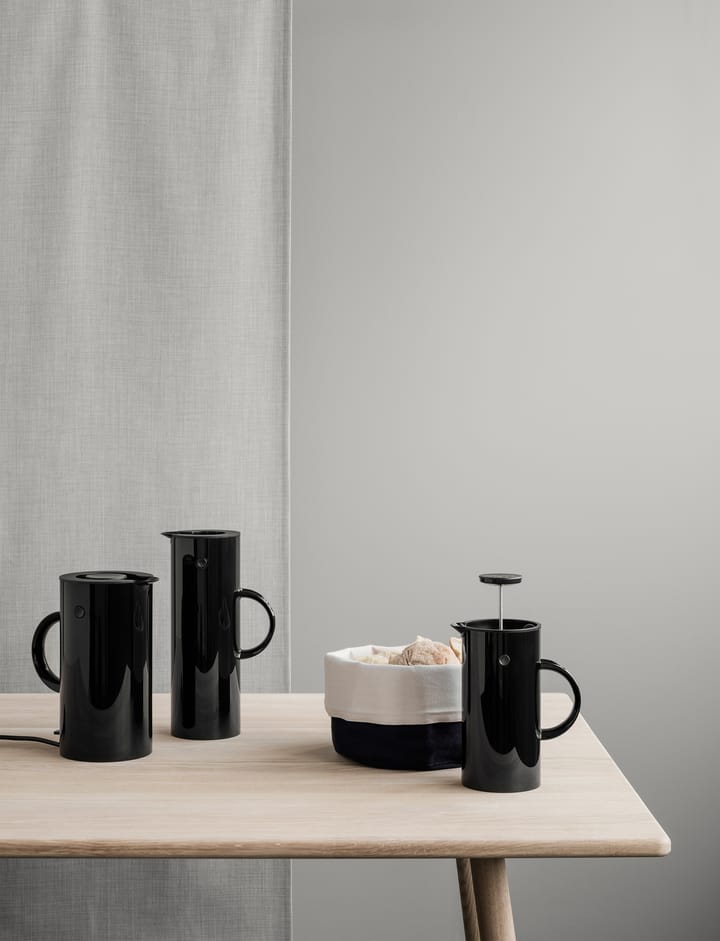 EM77 Stelton termos 1 l, svart blank Stelton