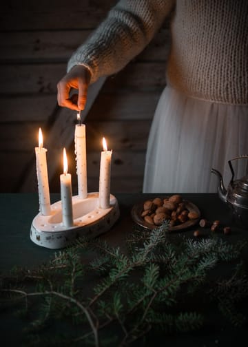 Julemorgen Story lysestake - Hvit - Wik & Walsøe